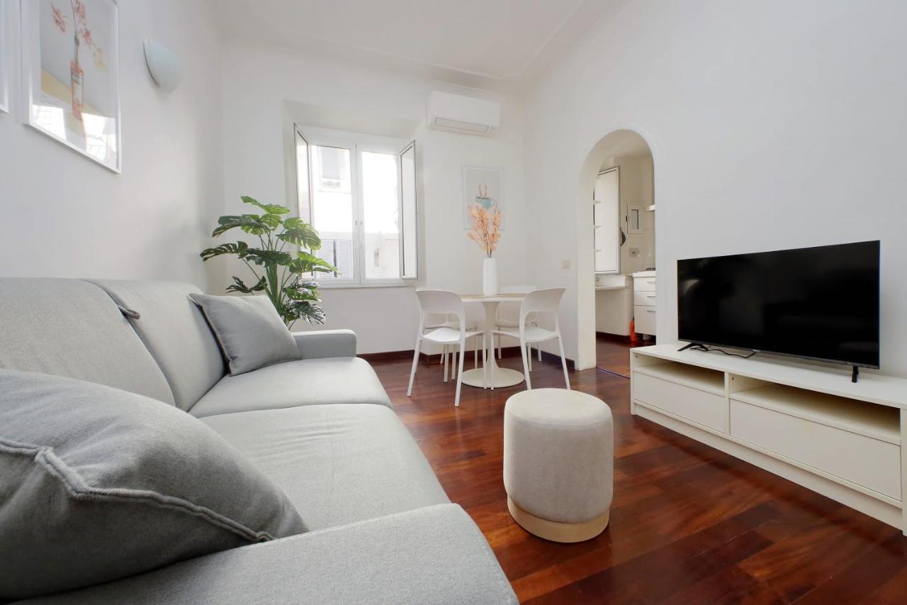 Domus Lou Elegante Appartamento In Trastevere Roma Buitenkant foto